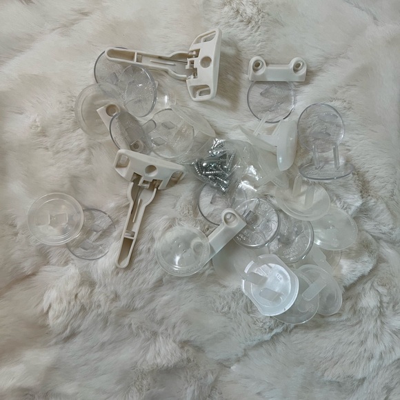 Baby Safety Gear Baby Proof Grip'n Twist Door Knob Cover ✨BOGO - Picture 3 of 5